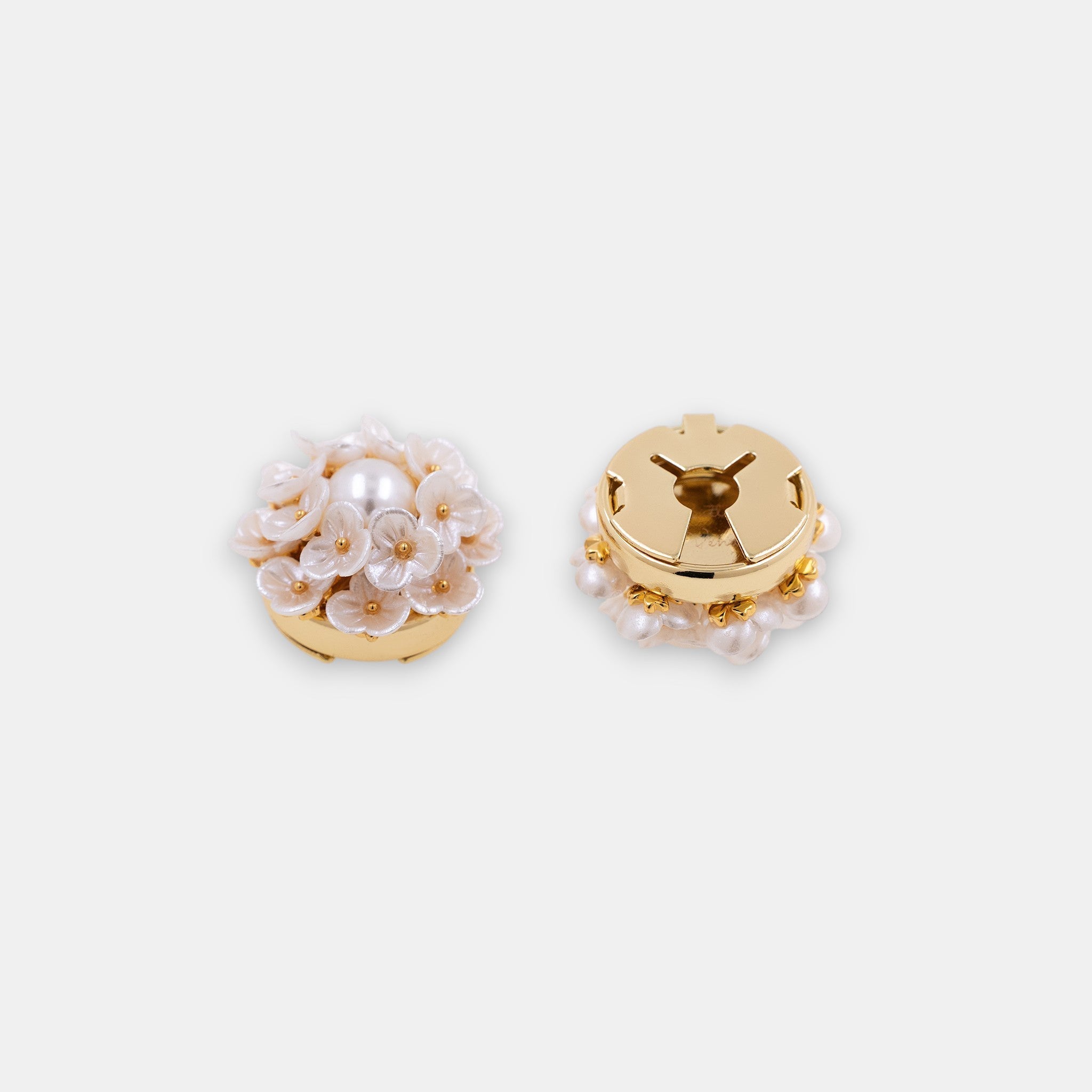 Cloud Bouquet Button Cover Set – 14K Gold Ivory Floral Cluster with Pearl